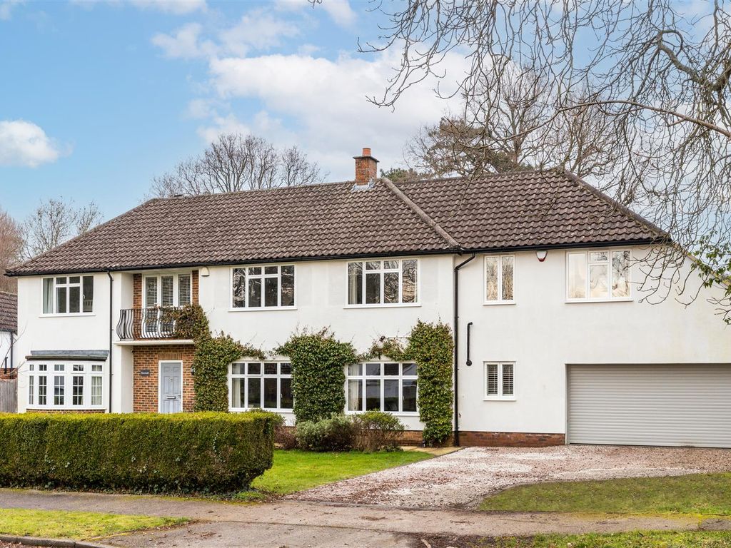 5 bed property for sale in Ridge Green Close, South Nutfield, Redhill RH1, £1,350,000 Zoopla