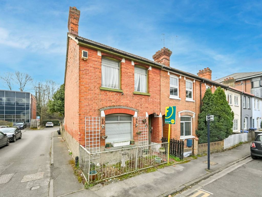 3 bed end terrace house for sale in Bell Street, Maidenhead SL6 Zoopla
