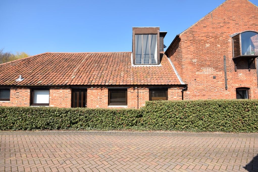 2 bed town house for sale in Fen Lane, Beccles NR34 Zoopla