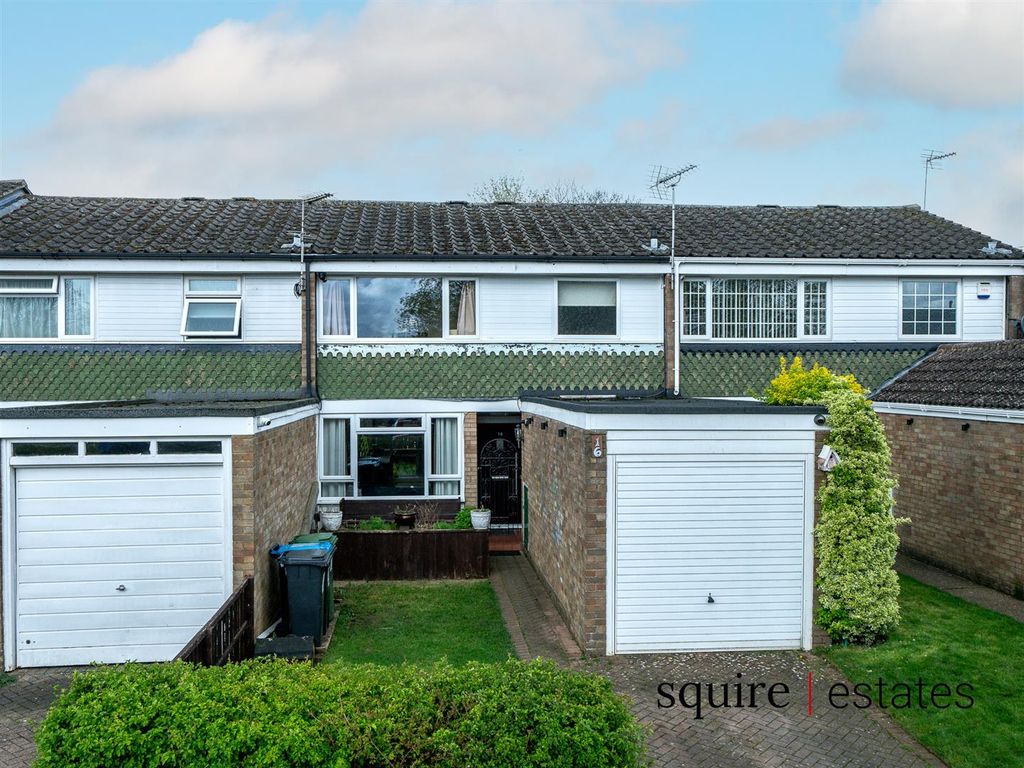 3 bed terraced house for sale in Hatfield Crescent, Hemel Hempstead HP2