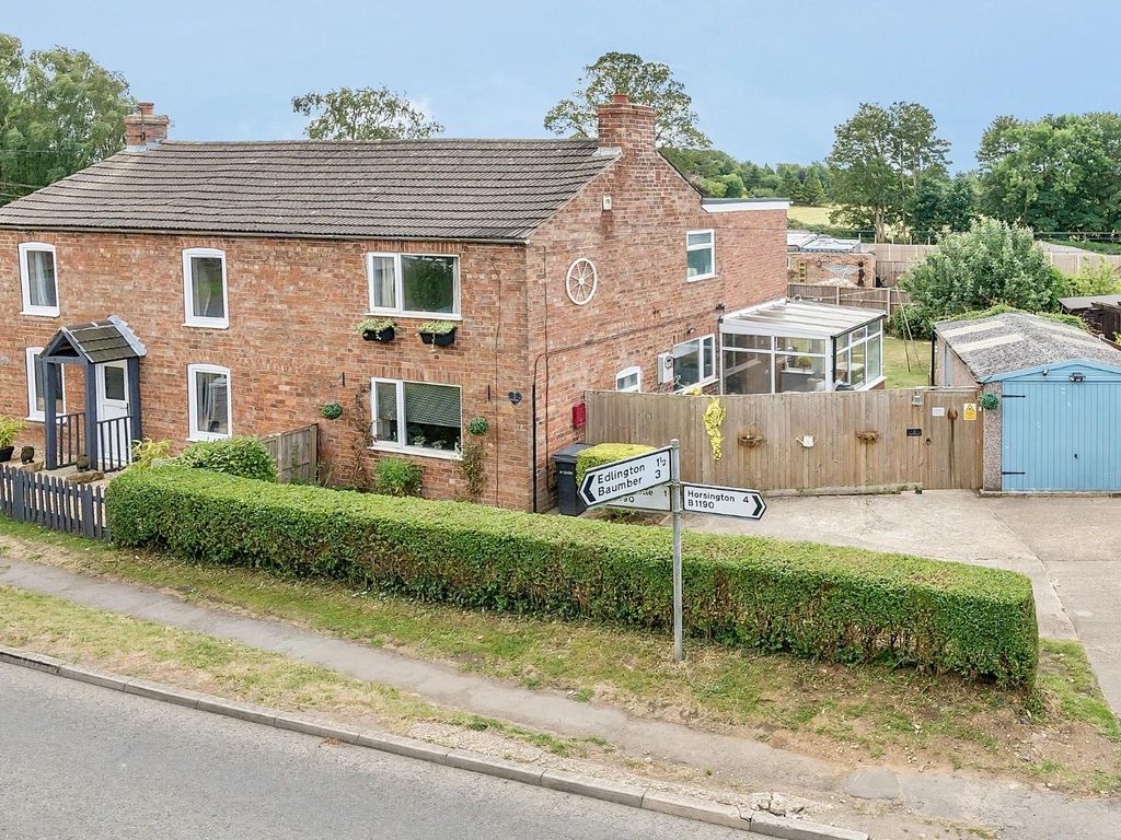 2 bed cottage for sale in Cleveleys Cottage, Thimbleby, Horncastle LN9 Zoopla