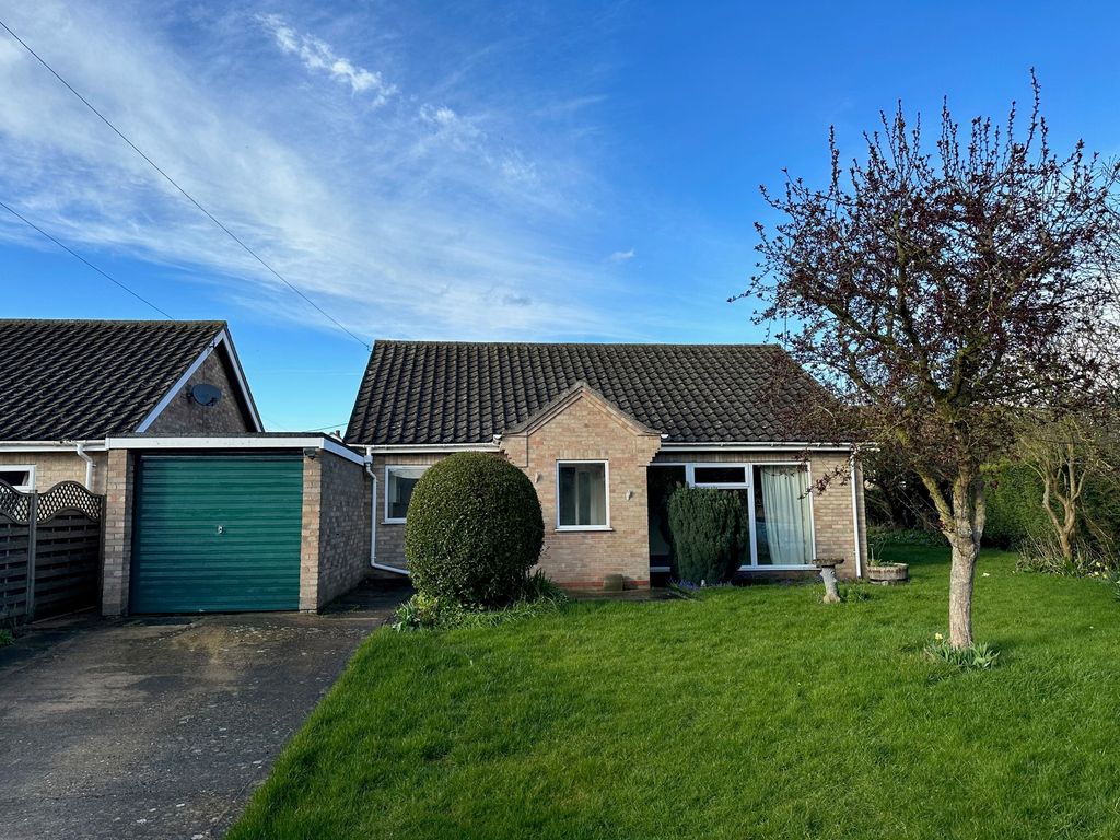 3 bed detached bungalow for sale in Barnes Lane, Wellingore, Lincoln LN5, £255,000 Zoopla