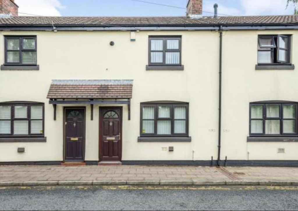 2 bed terraced house to rent in Manchester Row, NewtonLeWillows WA12