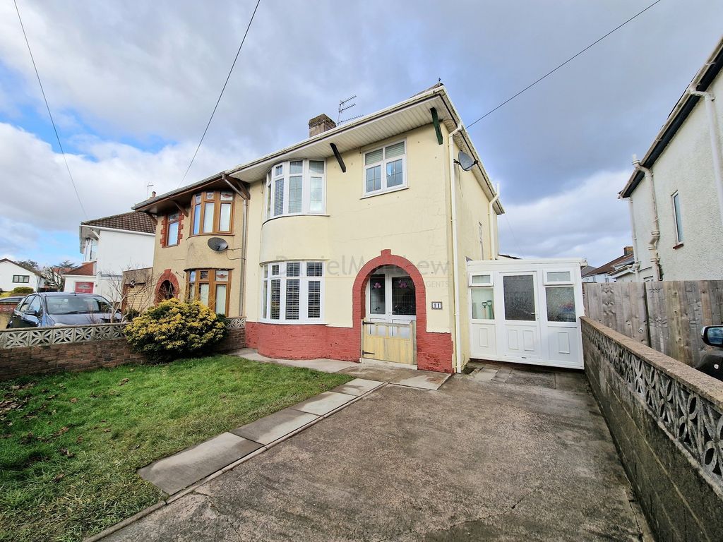 3 bed semidetached house for sale in Mount Earl, Bridgend, Bridgend