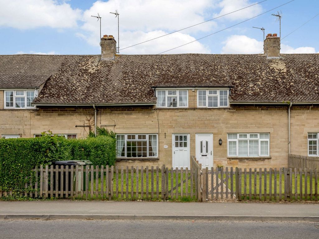 2 bed terraced house for sale in Main Street, Great Casterton, Stamford