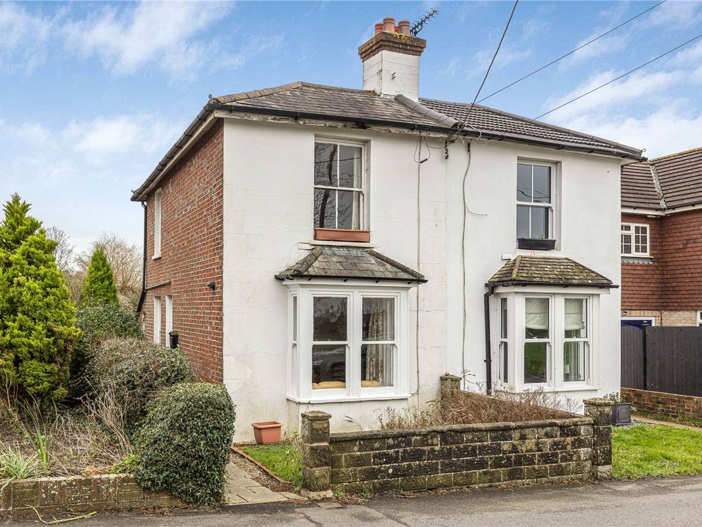2 bed semidetached house for sale in Fairfield Road, Burgess Hill