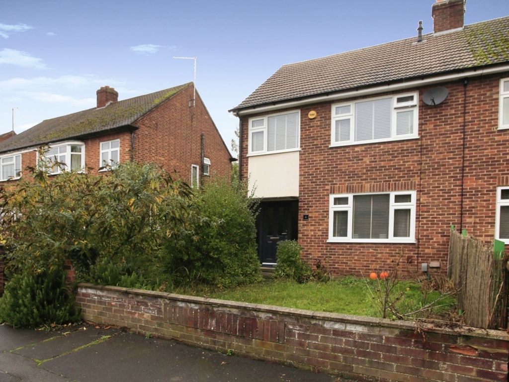 3 bed semidetached house for sale in Mead Close, Peterborough PE4 Zoopla