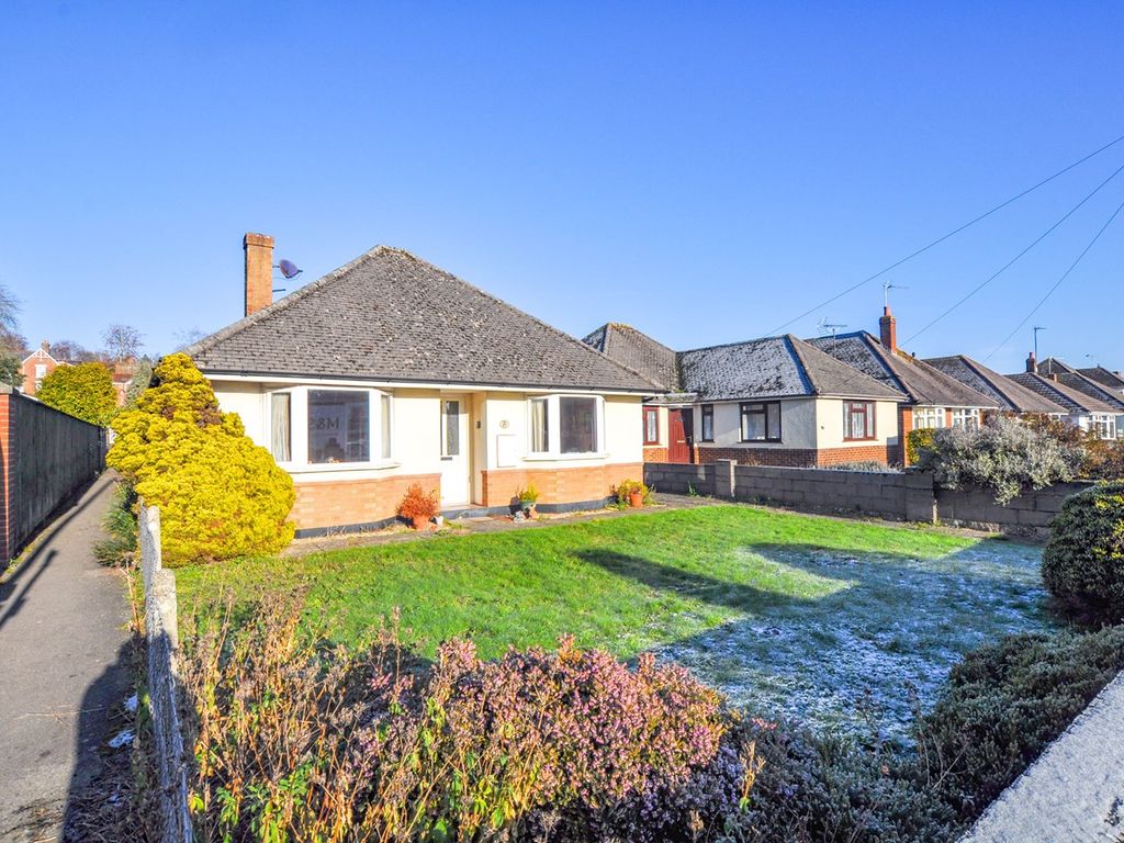 2 bed bungalow for sale in Leigh Road, Wimborne BH21 Zoopla