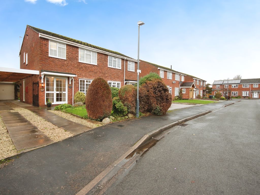 3 bed semidetached house for sale in Slade Meadow, Radford Semele