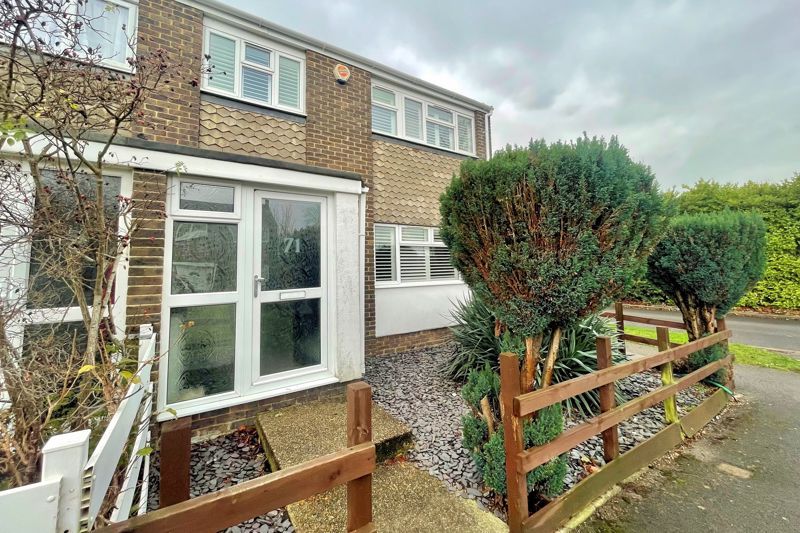3 bed end terrace house for sale in Long Drive, Gosport PO13, £285,000 Zoopla