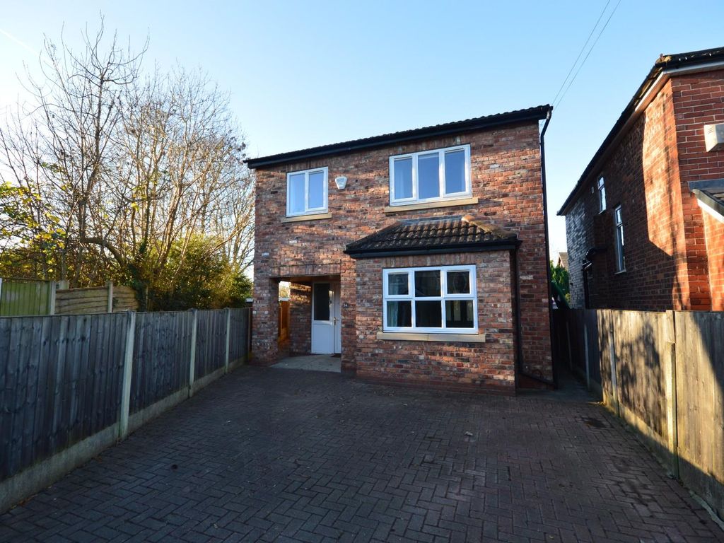 4 bed detached house to rent in Anson Road, Swinton, Manchester M27, £