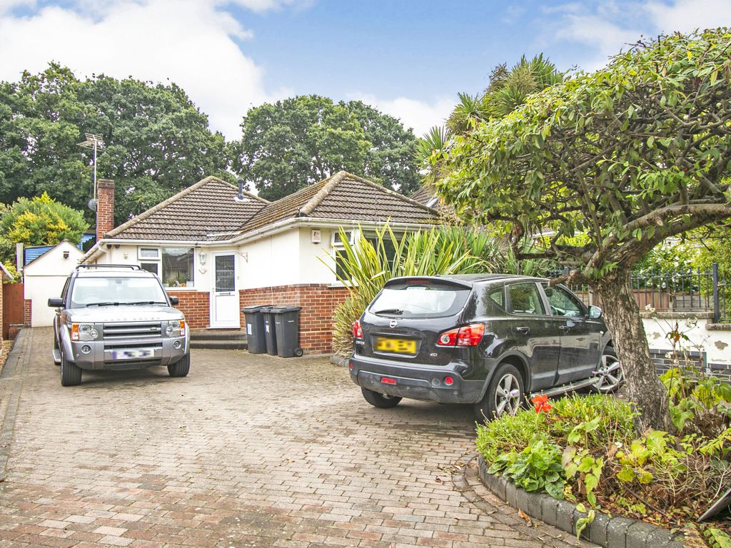 4 bed bungalow for sale in Knighton Heath Road, Bearwood, Bournemouth