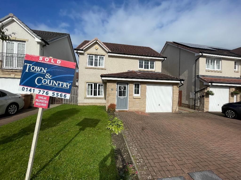 3 bed property for sale in Mcnab Crescent, Stepps, Glasgow G33, £