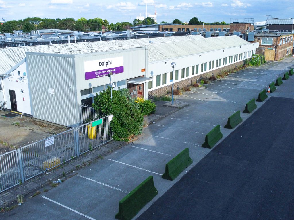 industrial-to-let-in-delphi-house-concord-road-park-royal-london-w3