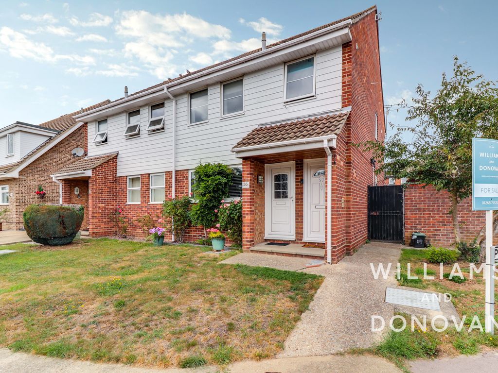 1 bed for sale in Princes Avenue, Benfleet SS7, £200,000