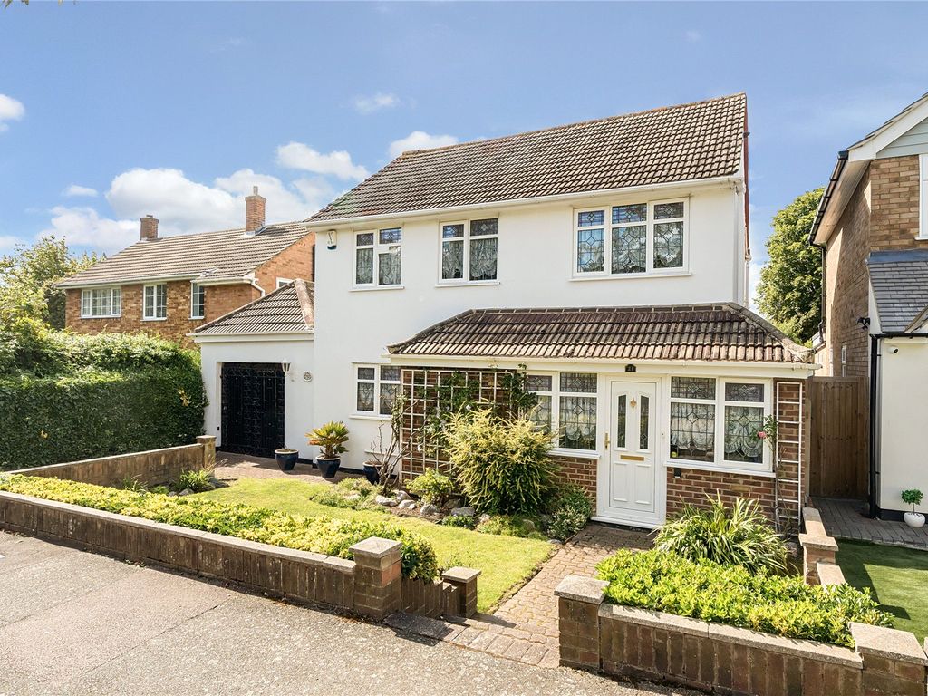 3 bed detached house for sale in Goddington Chase, Orpington BR6, £