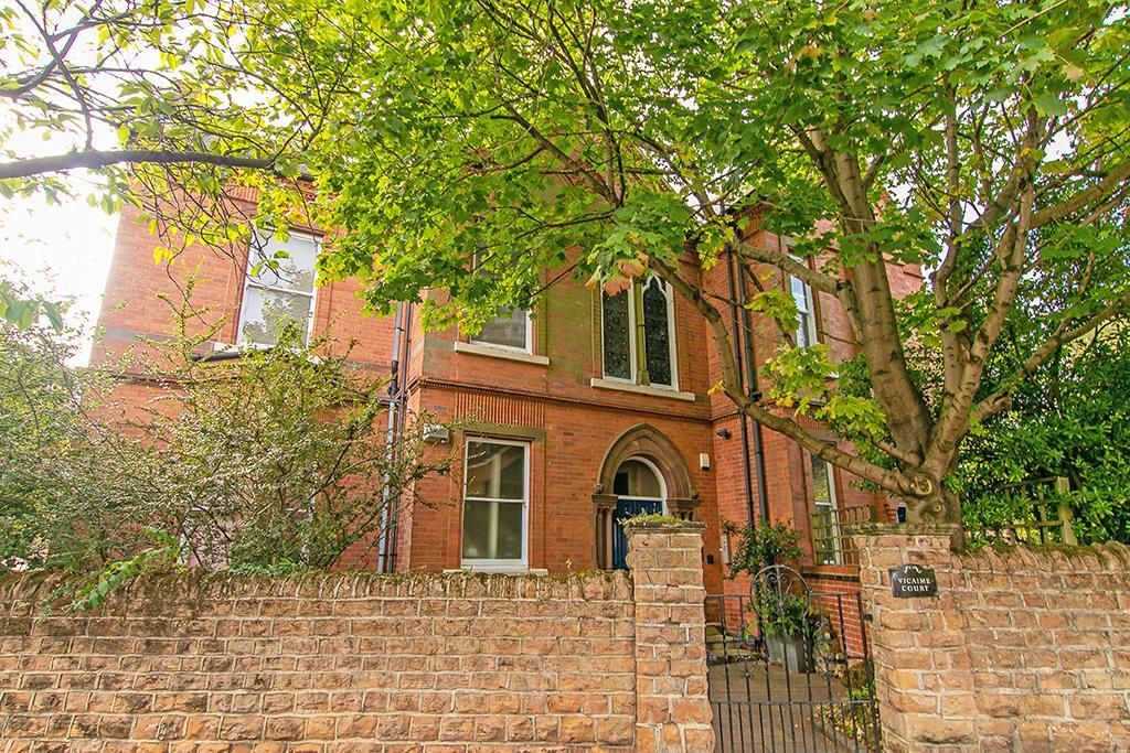 2 bed flat for sale in Lucknow Road, Mapperley Park, Nottingham NG3