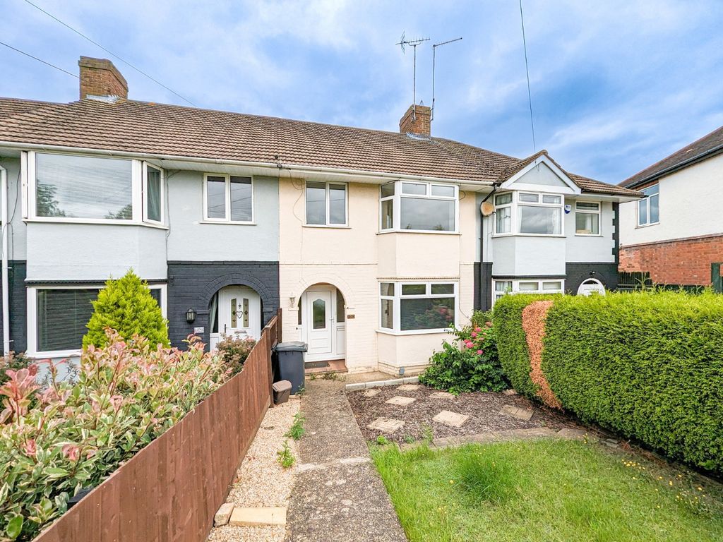 3 bed terraced house for sale in Rothersthorpe Road, Northampton NN4, £