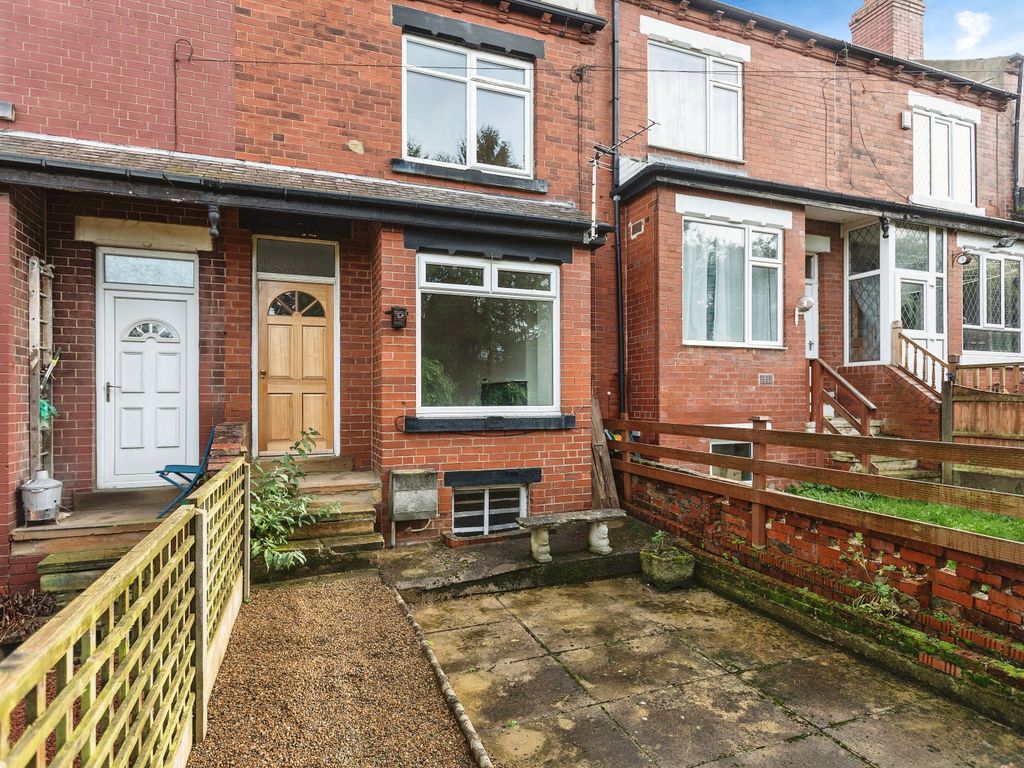 2 bed terraced house for sale in West View, Kippax LS25, £150,000 Zoopla
