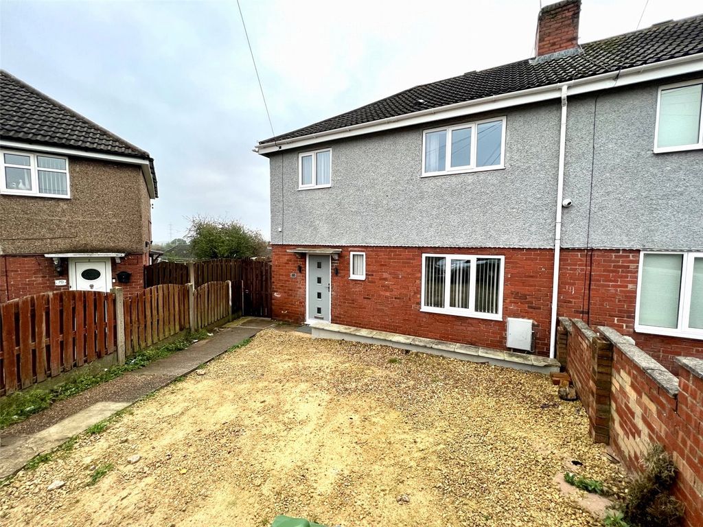 3 bed semidetached house for sale in Cross Street, Upton, Pontefract, West Yorkshire WF9, £