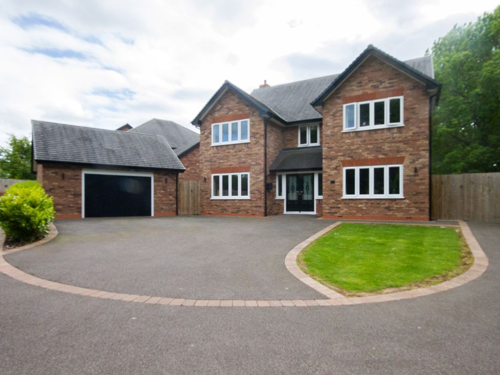 5 bed detached house for sale in Hargreaves Lane, Rowley Park, Stafford