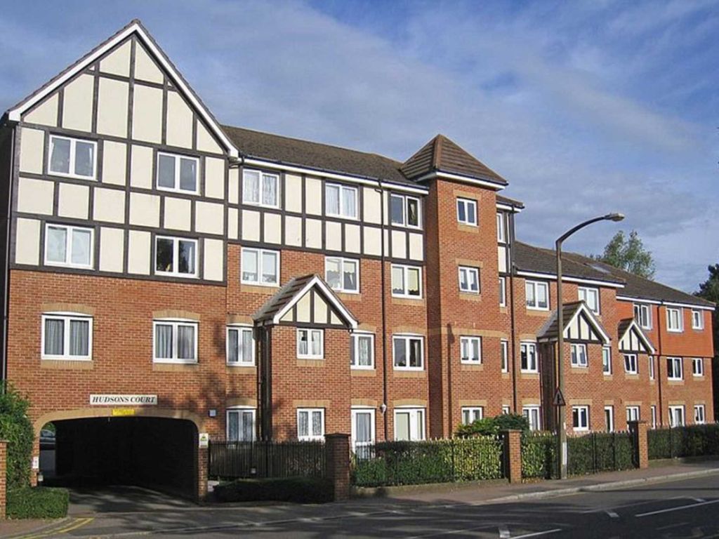 1 bed flat for sale in Darkes Lane, Potters Bar EN6 Zoopla