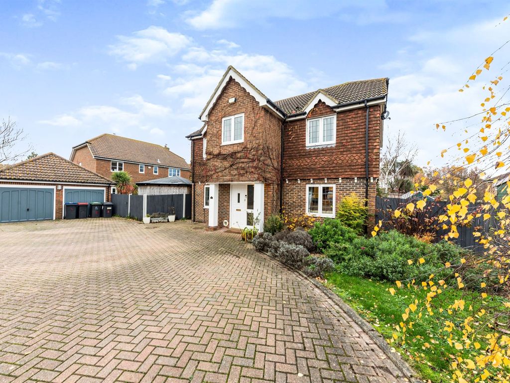 5 bed detached house for sale in Teal Drive, Herne Bay CT6 Zoopla