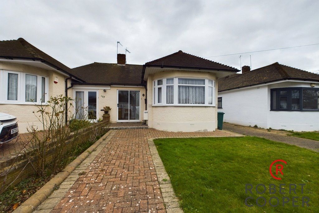 2 bed bungalow for sale in Pavilion Way, Ruislip HA4, £500,000 Zoopla