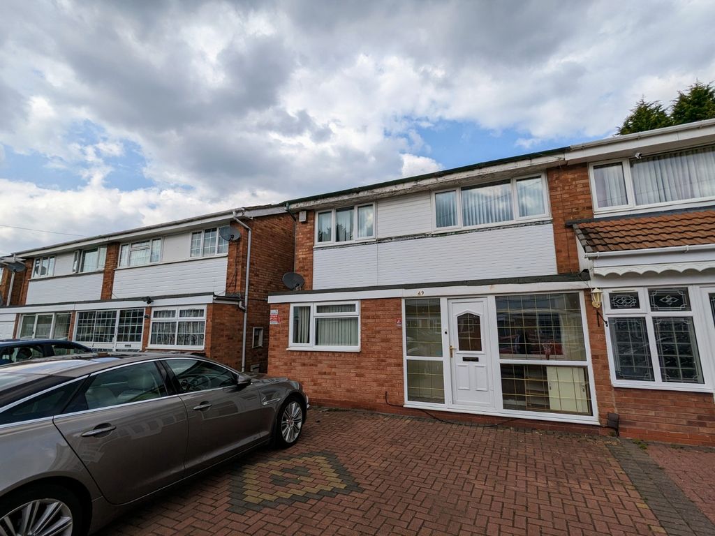 5 bed semidetached house to rent in Woodend, Handsworth Wood