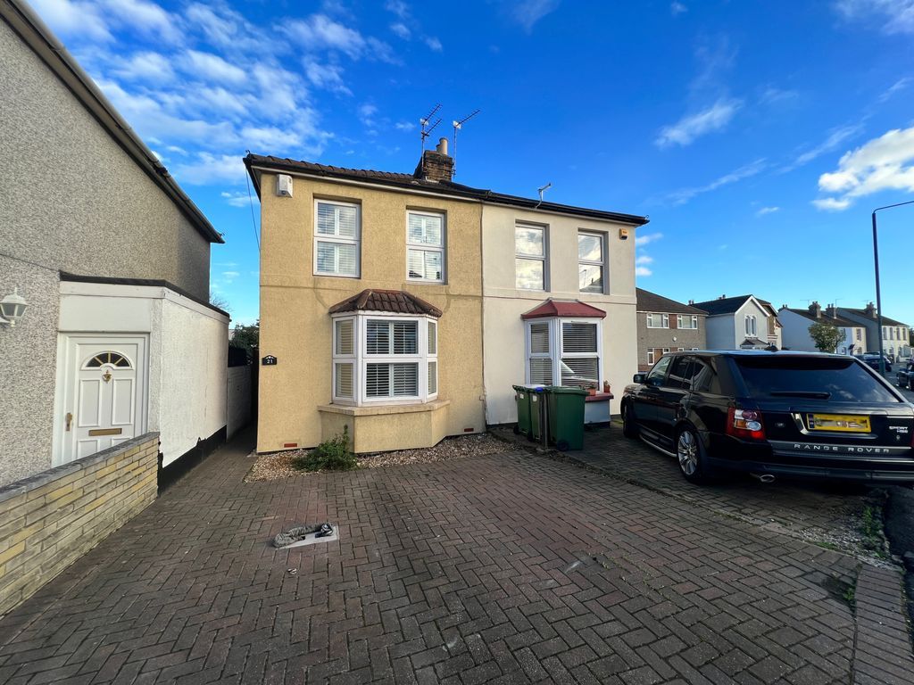 3 bed semidetached house for sale in Upton Road, Bexleyheath DA6 Zoopla