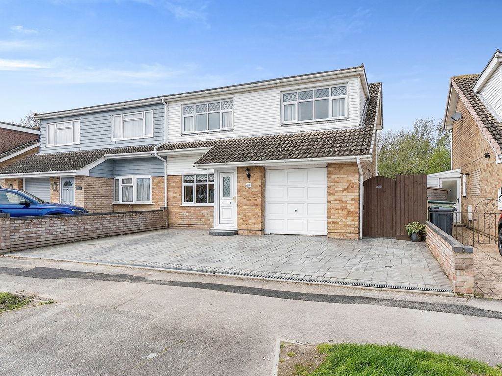 3 bed semidetached house for sale in Meadow Walk, Gosport PO13 Zoopla