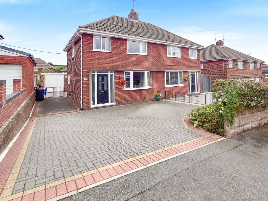 3 bed semidetached house for sale in Kingsley Road, Talke Pits, Stoke