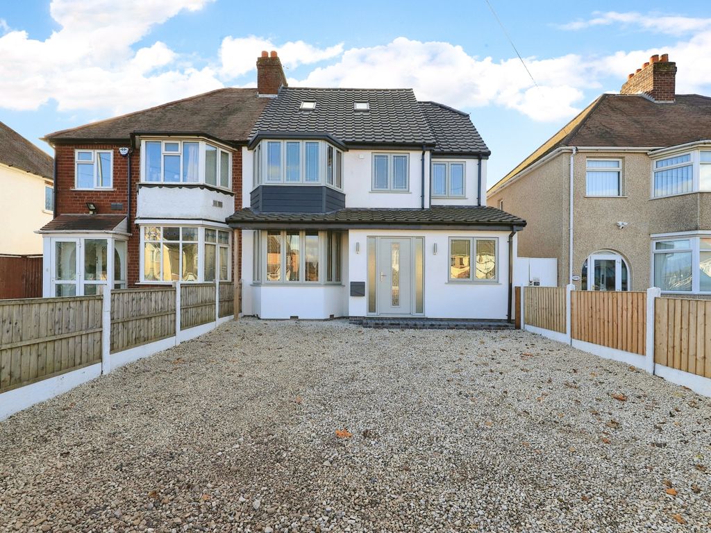 6 bed semidetached house for sale in Stafford Road, Wolverhampton