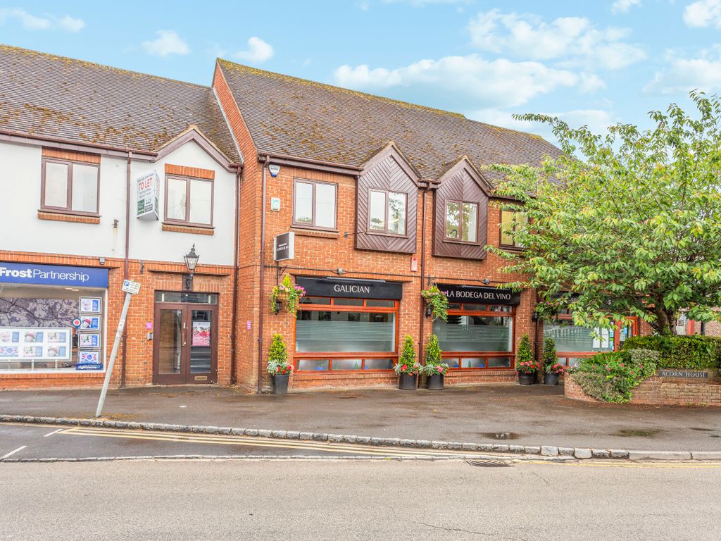 Office to let in West Suite Acorn House, Straight Bit, Flackwell Heath