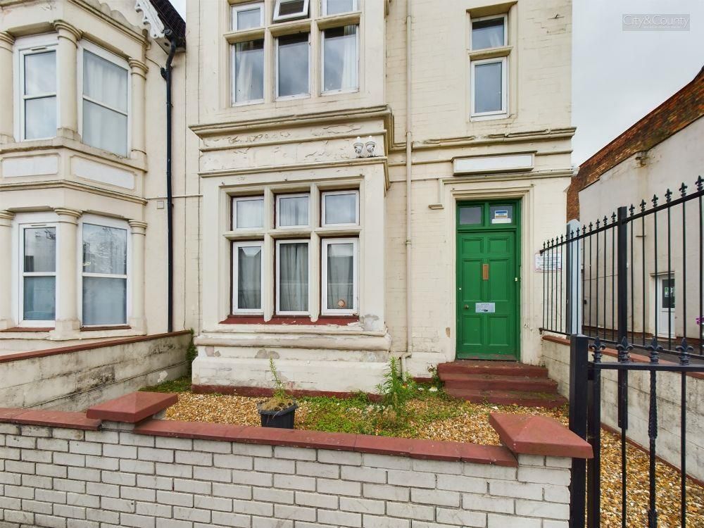 10 bed town house for sale in Burghley Road, Peterborough PE1, £360,000