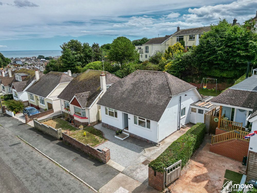 2 bed detached bungalow for sale in Clifton Road, Paignton TQ3 Zoopla
