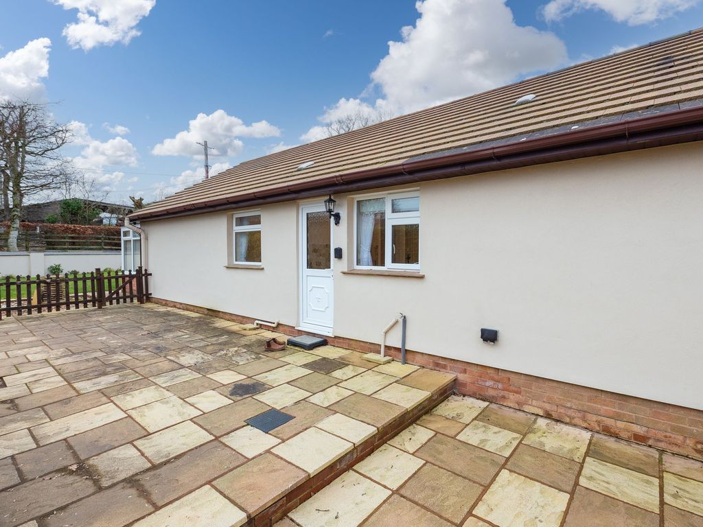 1 bed property to rent in Ravenswood, Crediton EX17, £700 pcm Zoopla