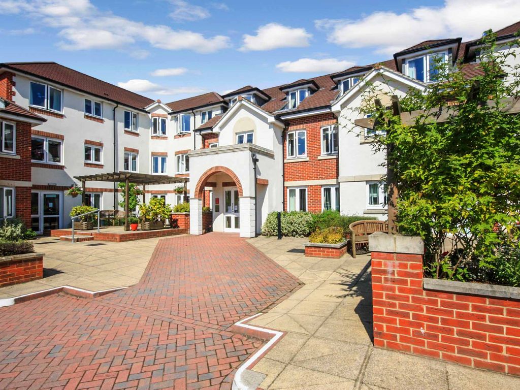 1 bed property for sale in Kings Road, Horsham RH13 Zoopla