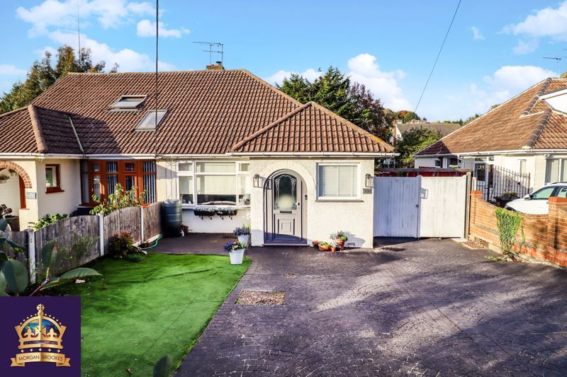 2 bed bungalow for sale in Essex Way, Benfleet SS7, £375,000 Zoopla