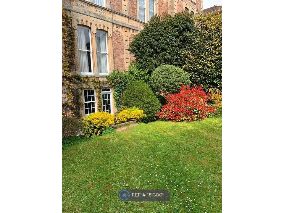 3 bed flat to rent in Apsley Road, Bristol BS8, £2,250 pcm Zoopla