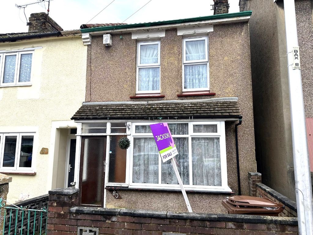 3 bed end terrace house for sale in Beresford Road, Gillingham ME7 Zoopla