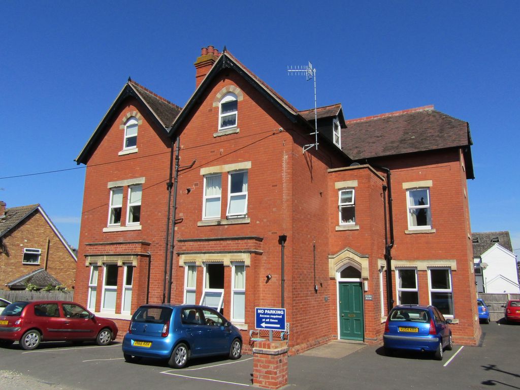 Studio to rent in 2 Selborne Road West, Barbourne, Worcester WR1 Zoopla