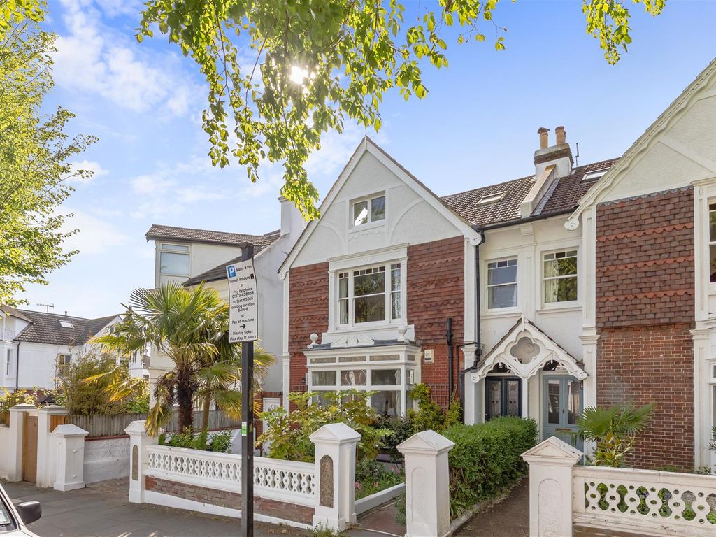 5 bed property for sale in Hove Park Villas, Hove BN3 Zoopla