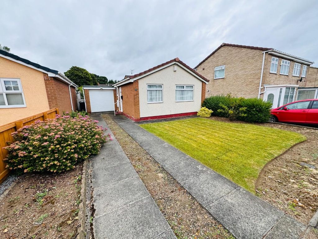 2 bed detached bungalow for sale in Catcote Road, South Fens