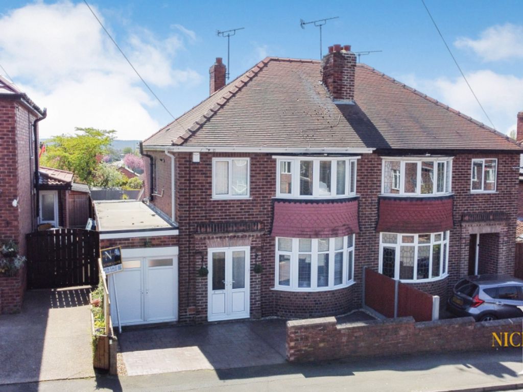 3 bed semidetached house for sale in Carlton Avenue, Worksop