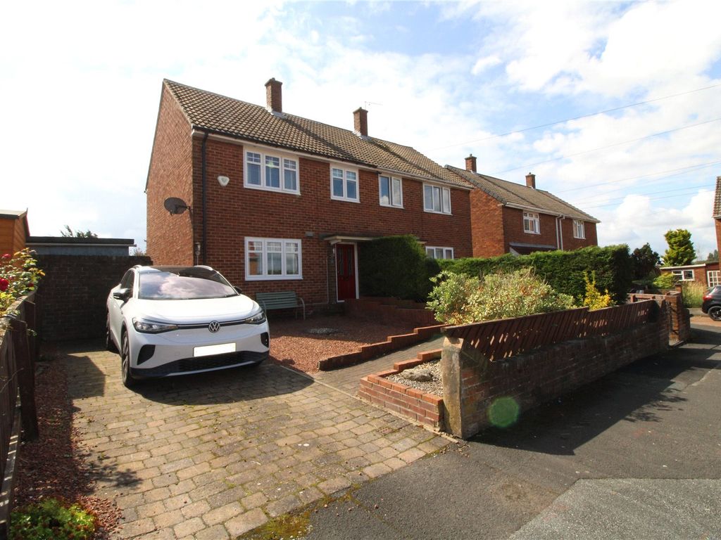 3 bed semidetached house for sale in Newminster Close, Houghton Le