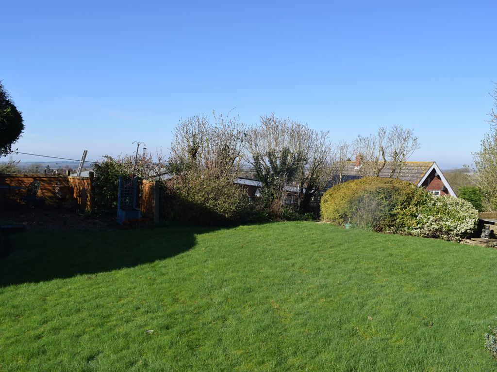 3 bed bungalow for sale in Queen Street, Kirton Lindsey DN21, £118,000