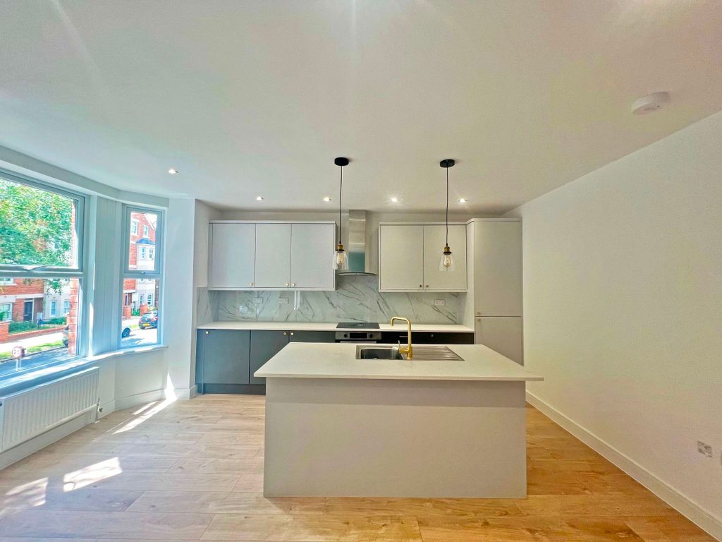 1 bed flat to rent in Warwick Avenue, Bedford MK40 Zoopla