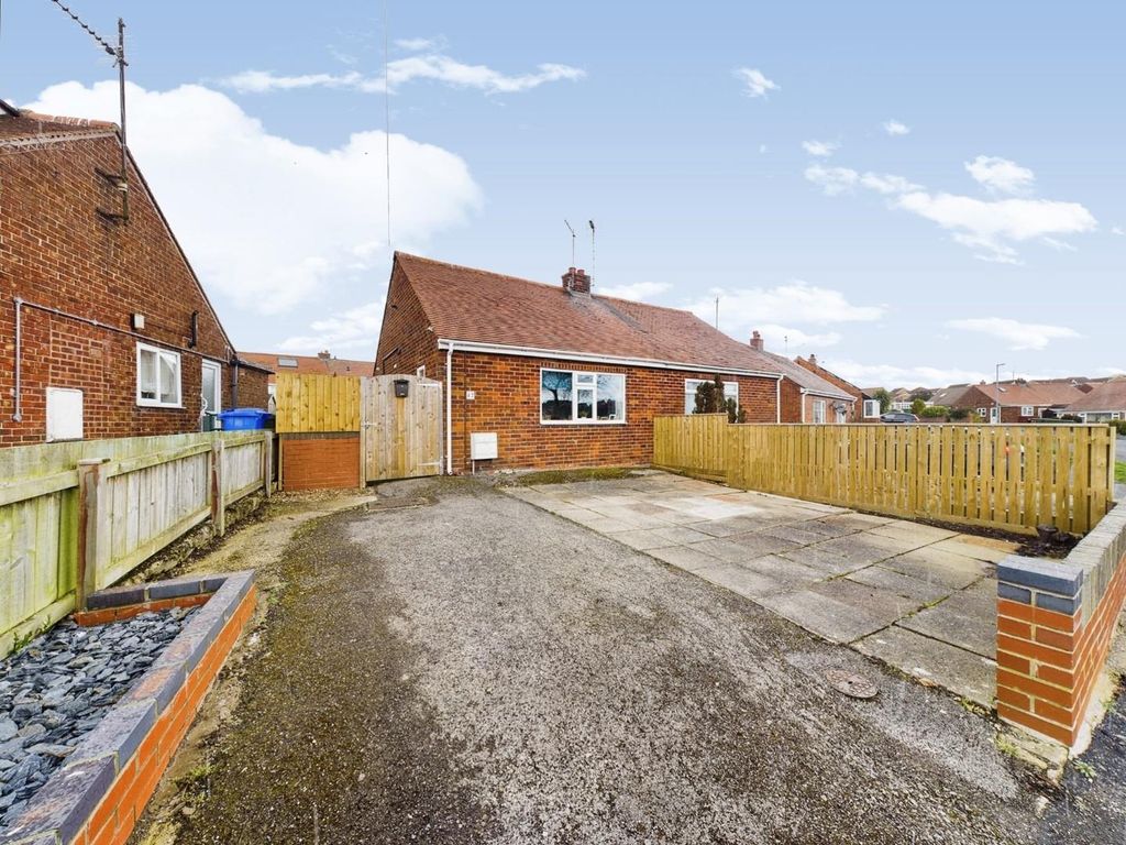 1 bed semidetached bungalow for sale in Bempton Crescent, Bridlington