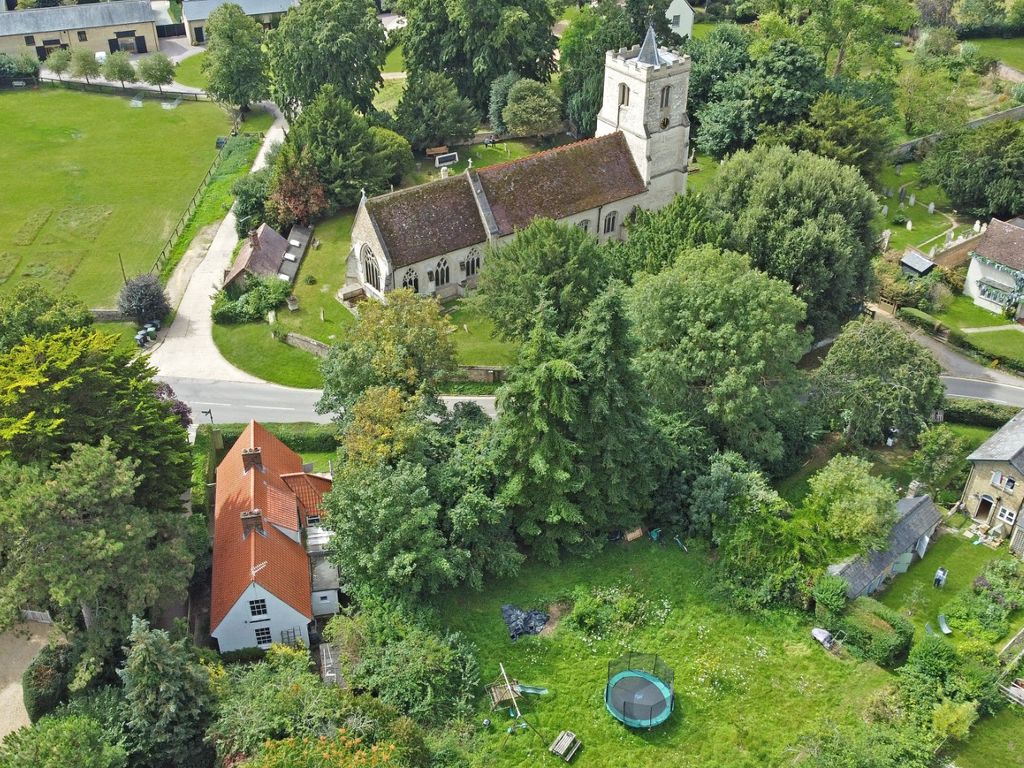 2 bed semidetached house for sale in The Footpath, Grantchester